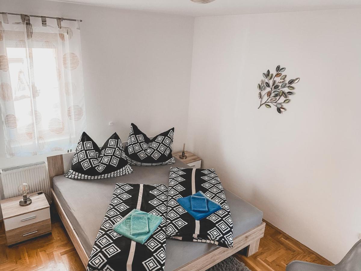 Helles 3 Schlafzimmer Apartment Zwischen Zagreb Zentrum & Natur Exterior photo